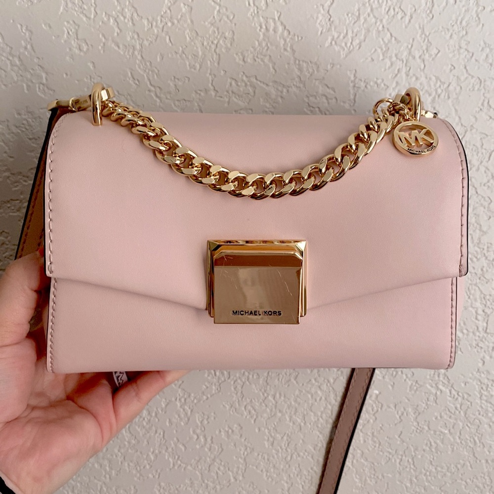Michael Kors Crossbody!